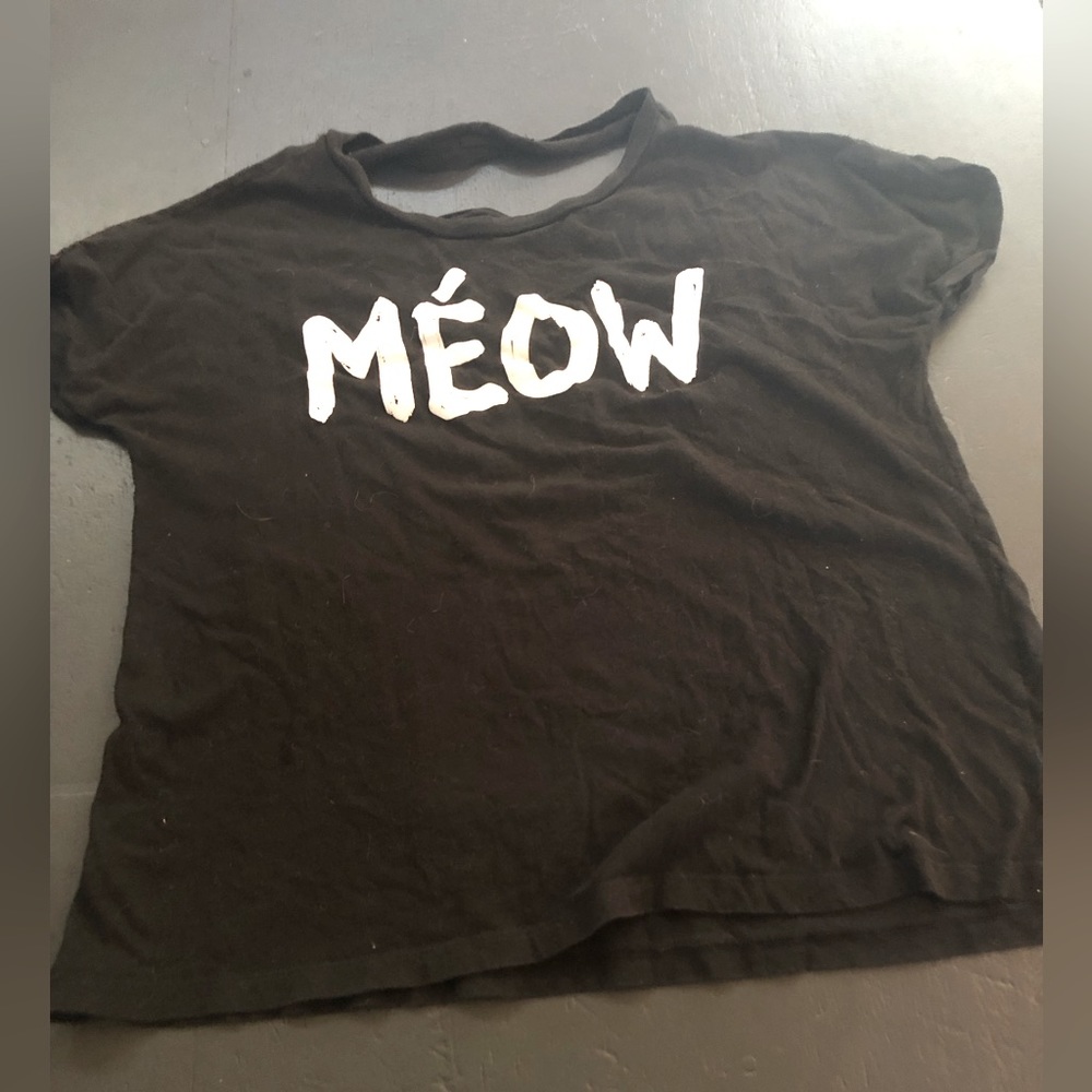 Women’s black t-Shirt